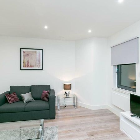 Deluxe Apartments By Heathrow Harmondsworth Bagian luar foto