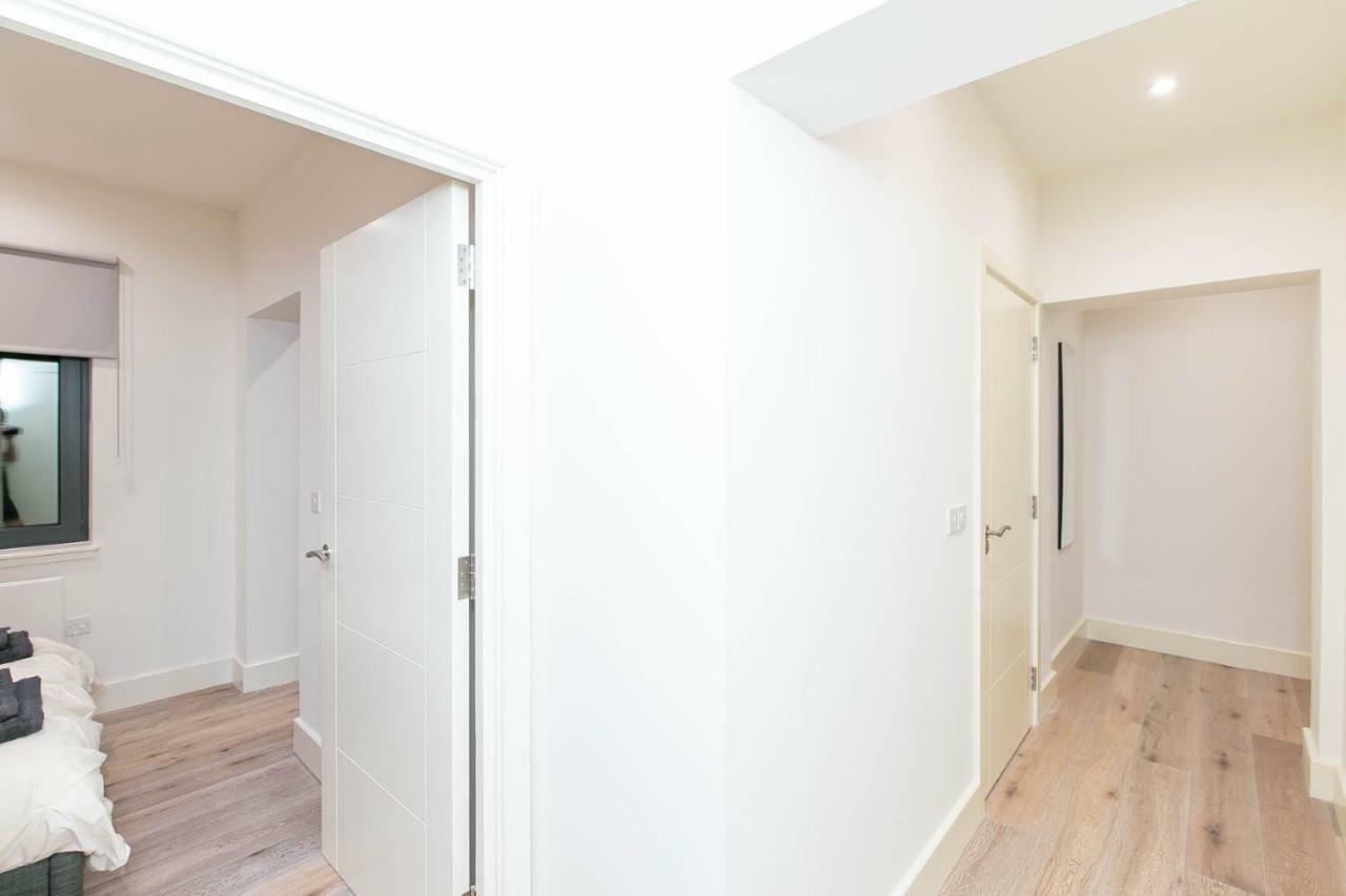Deluxe Apartments By Heathrow Harmondsworth Bagian luar foto