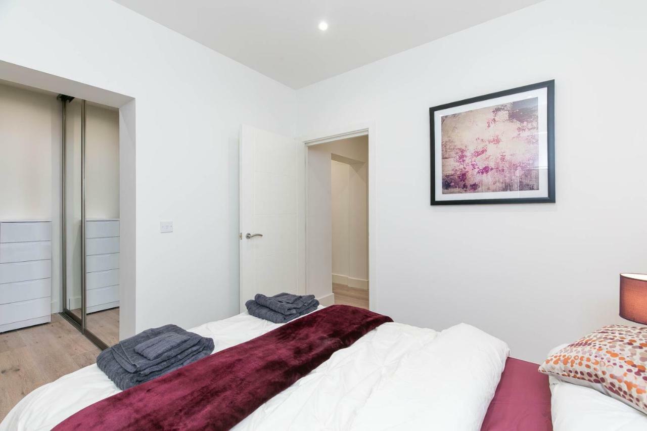 Deluxe Apartments By Heathrow Harmondsworth Bagian luar foto