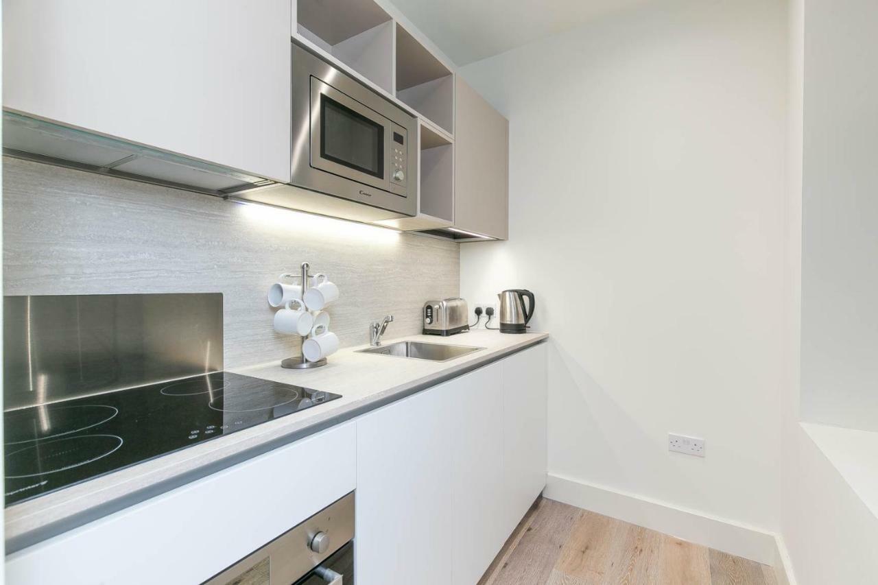 Deluxe Apartments By Heathrow Harmondsworth Bagian luar foto