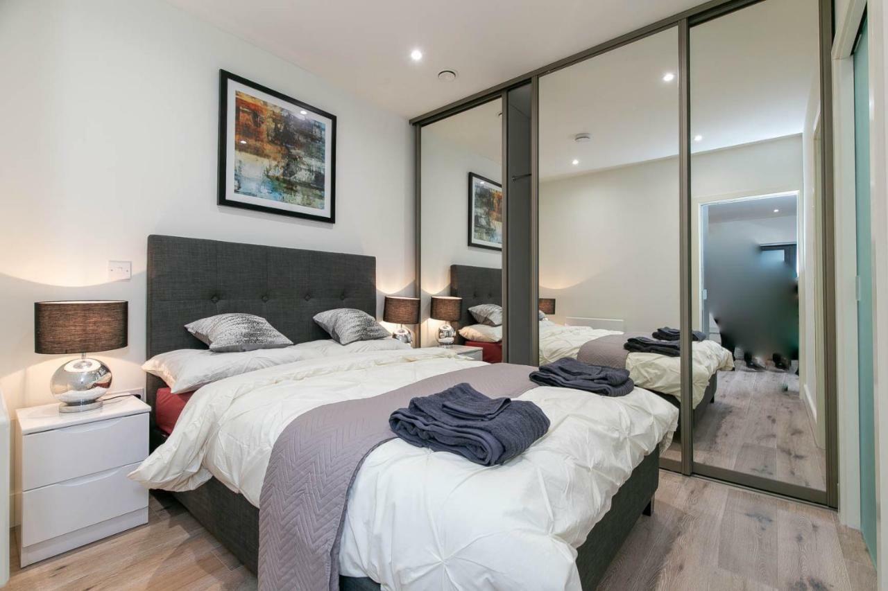 Deluxe Apartments By Heathrow Harmondsworth Bagian luar foto